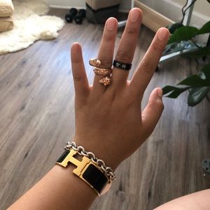 Alexander Mcqueen Skull Rose gold Ring